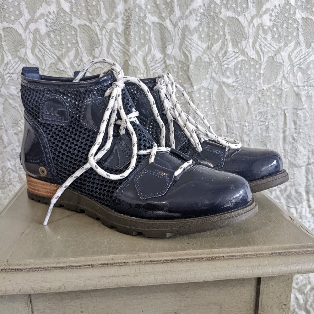 Sorel Major Lace Mesh Boots